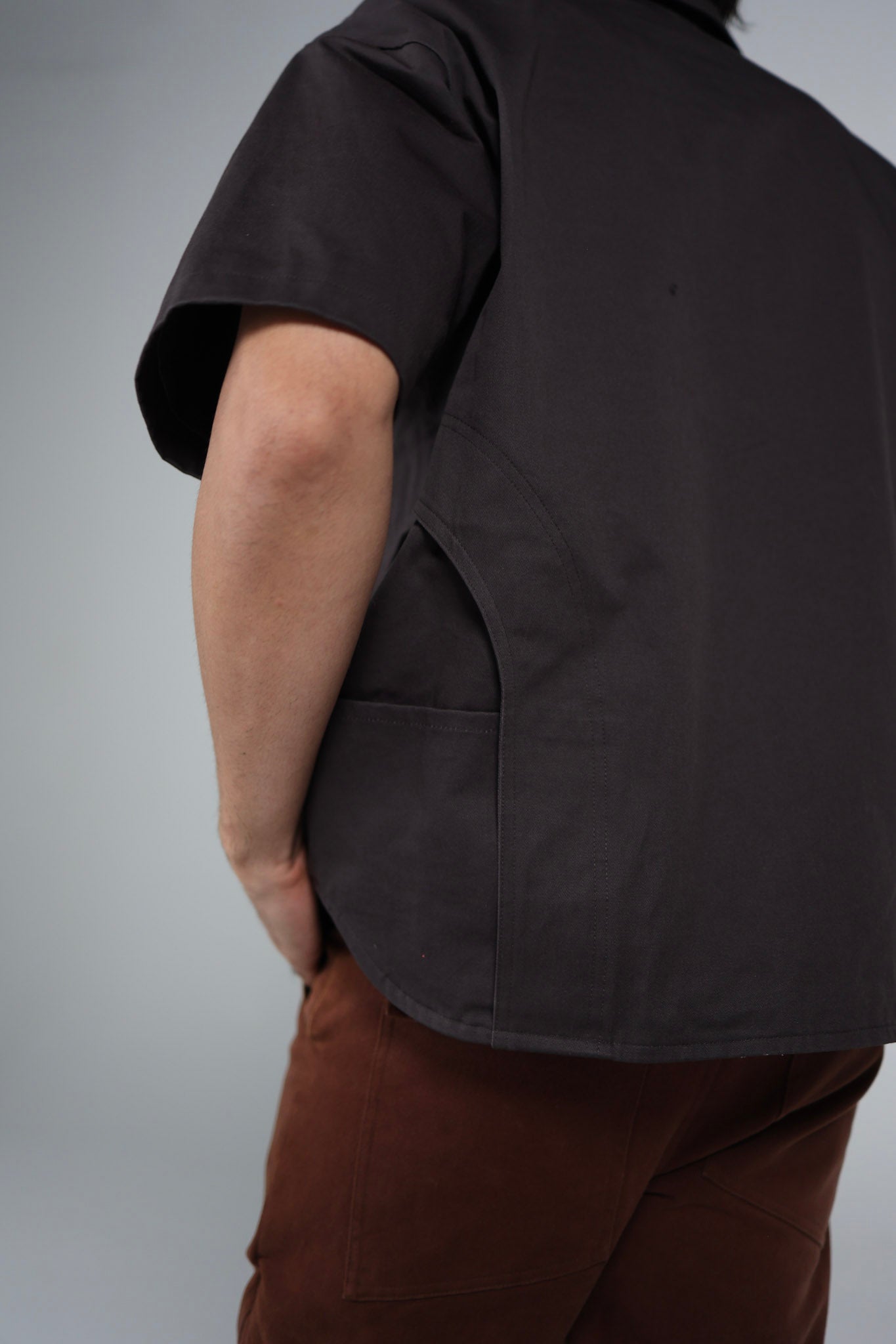 Clasp shirt