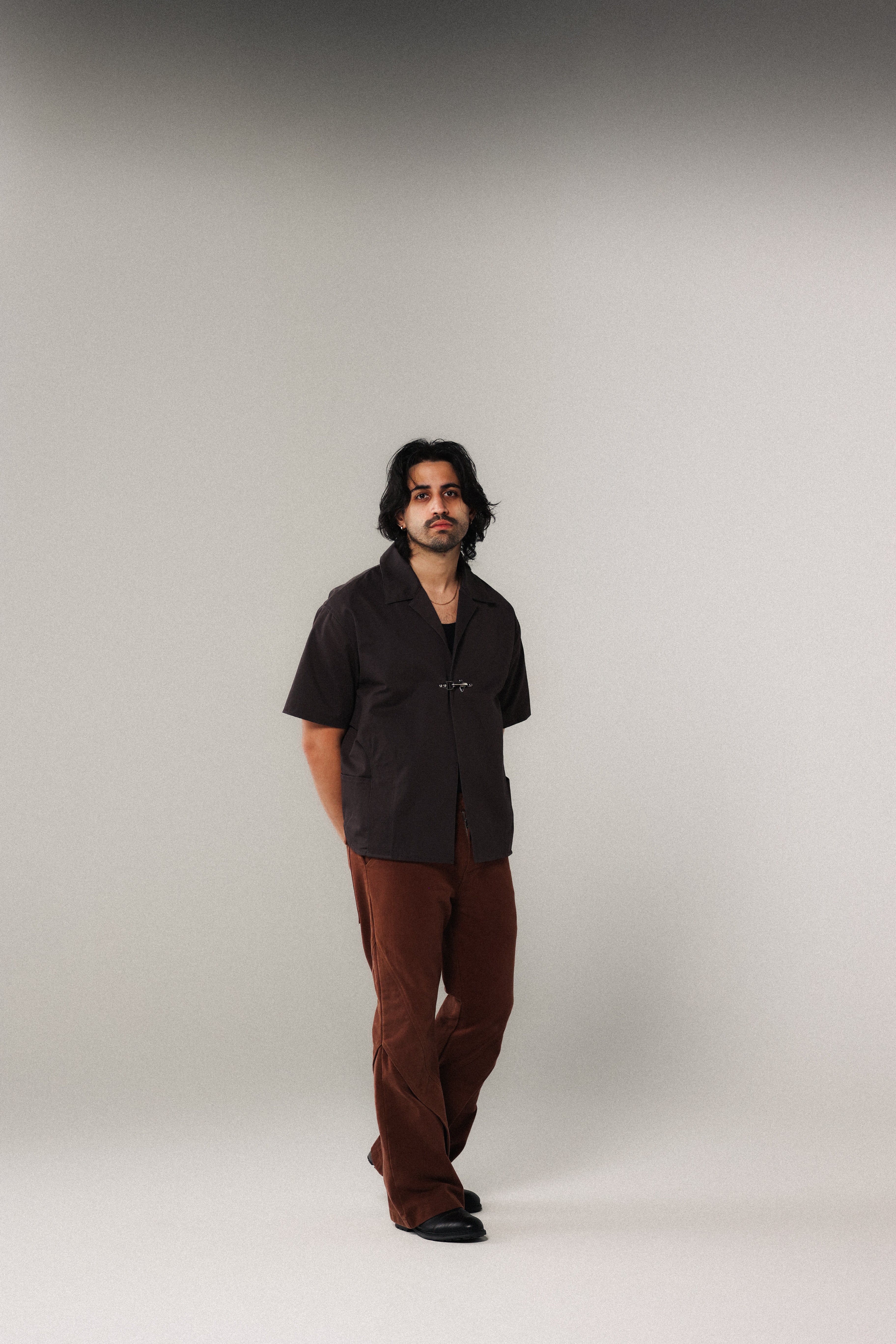 Clasp shirt