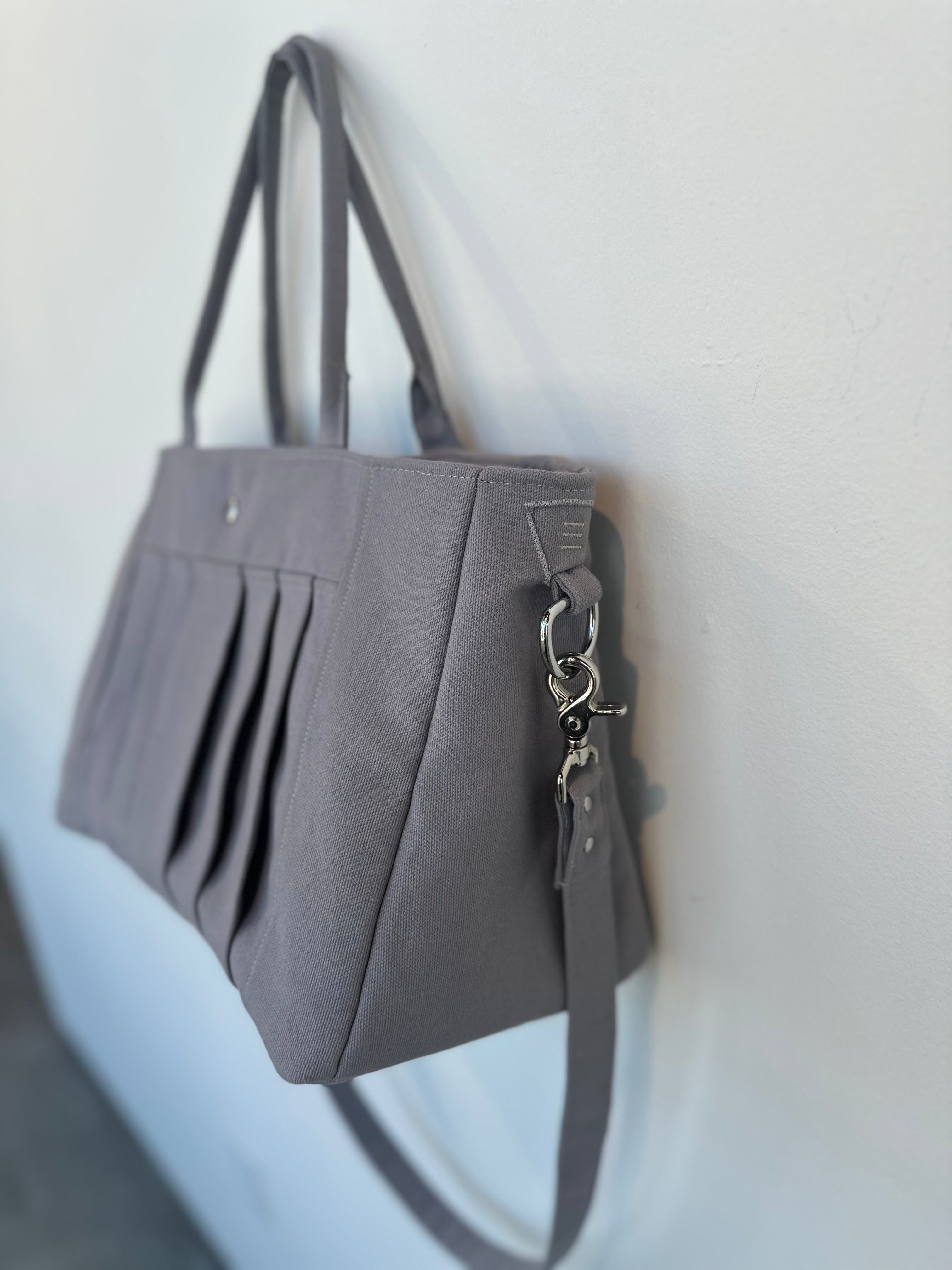Box Pleat Bag Grey